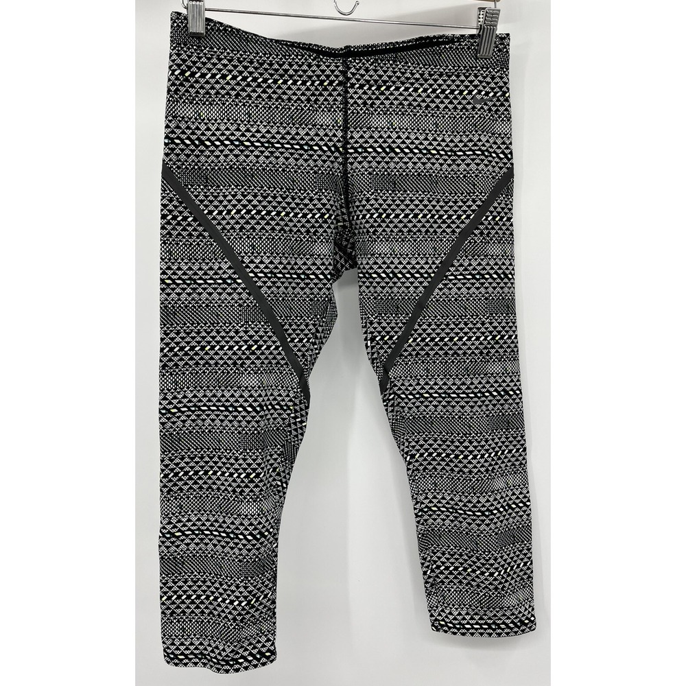 Nike Dri Fit Crop Leggings Size Medium Geometric Capri Pull On Black White Multi
